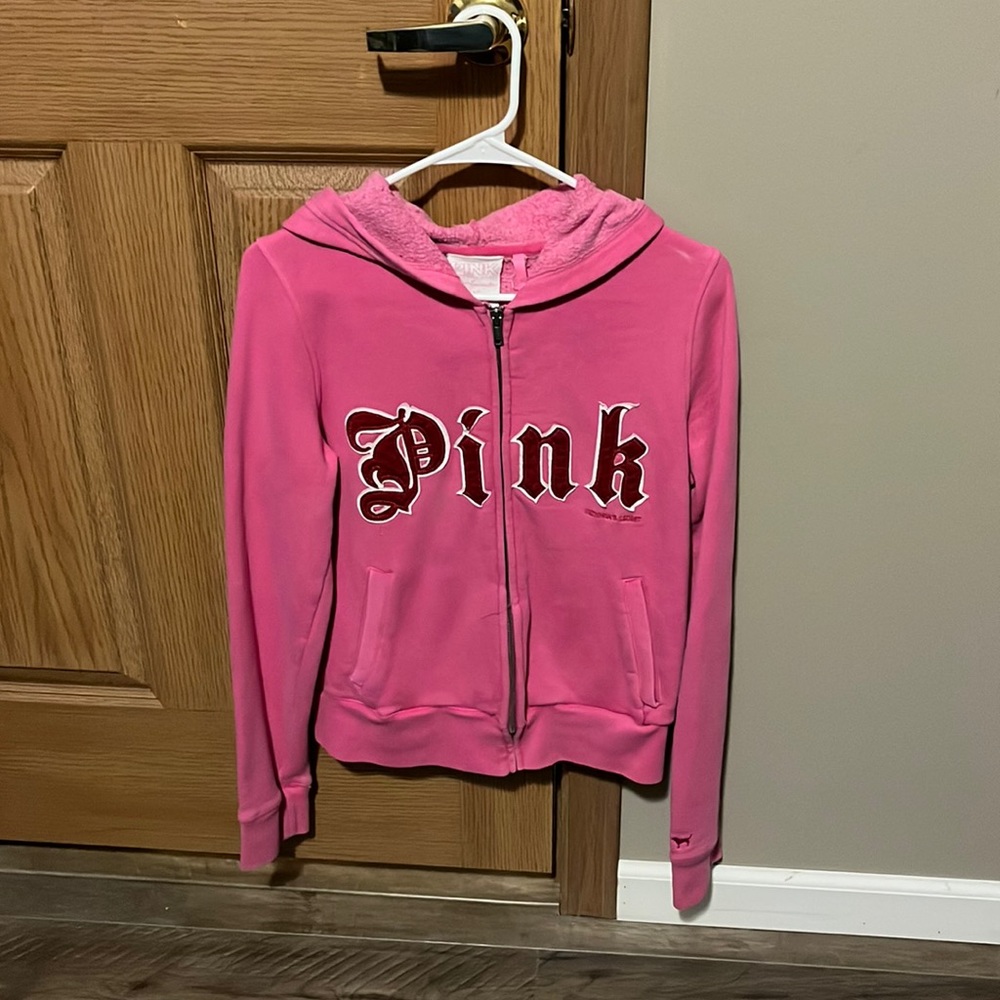 Victoria’s Secret Pink Hoodie! Size medium.